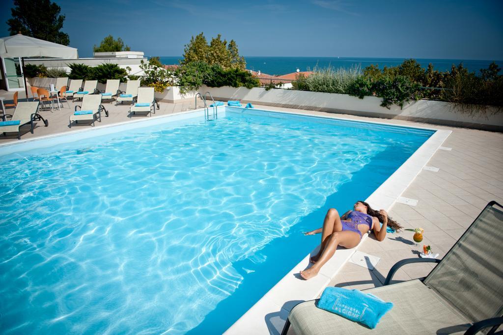 Phi Hotel Alcione Francavilla Al Mare Exterior foto